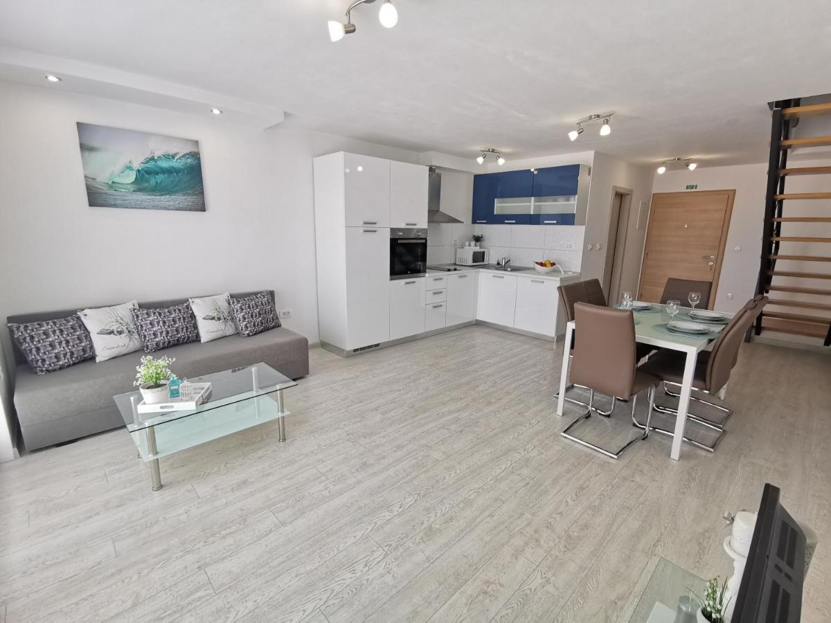 Apartments Rita Nemira Omiš Eksteriør billede