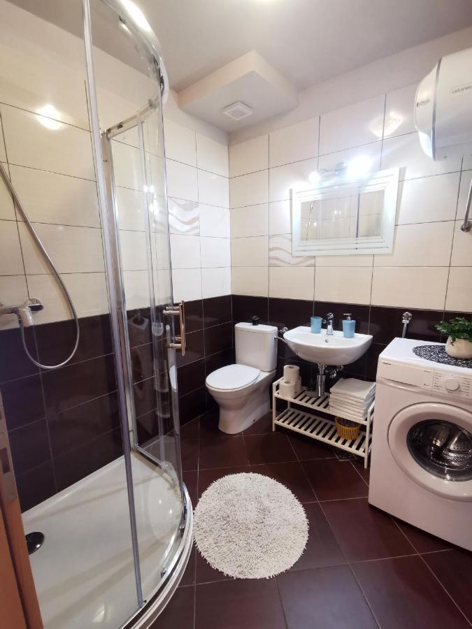 Apartments Rita Nemira Omiš Eksteriør billede